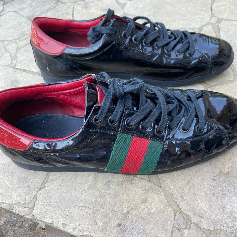 Gucci Black shinny sneakers for men